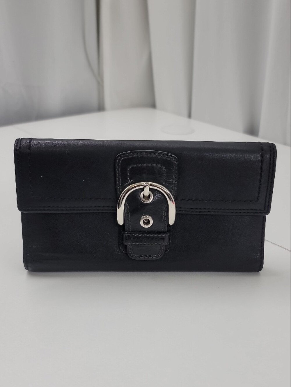 Vintage Coach Soho Black Leather Buckle Wallet